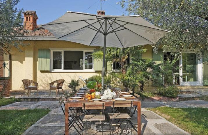 Villa Sweet Flower - With Private Pool And Garden Manerba del Garda Εξωτερικό φωτογραφία